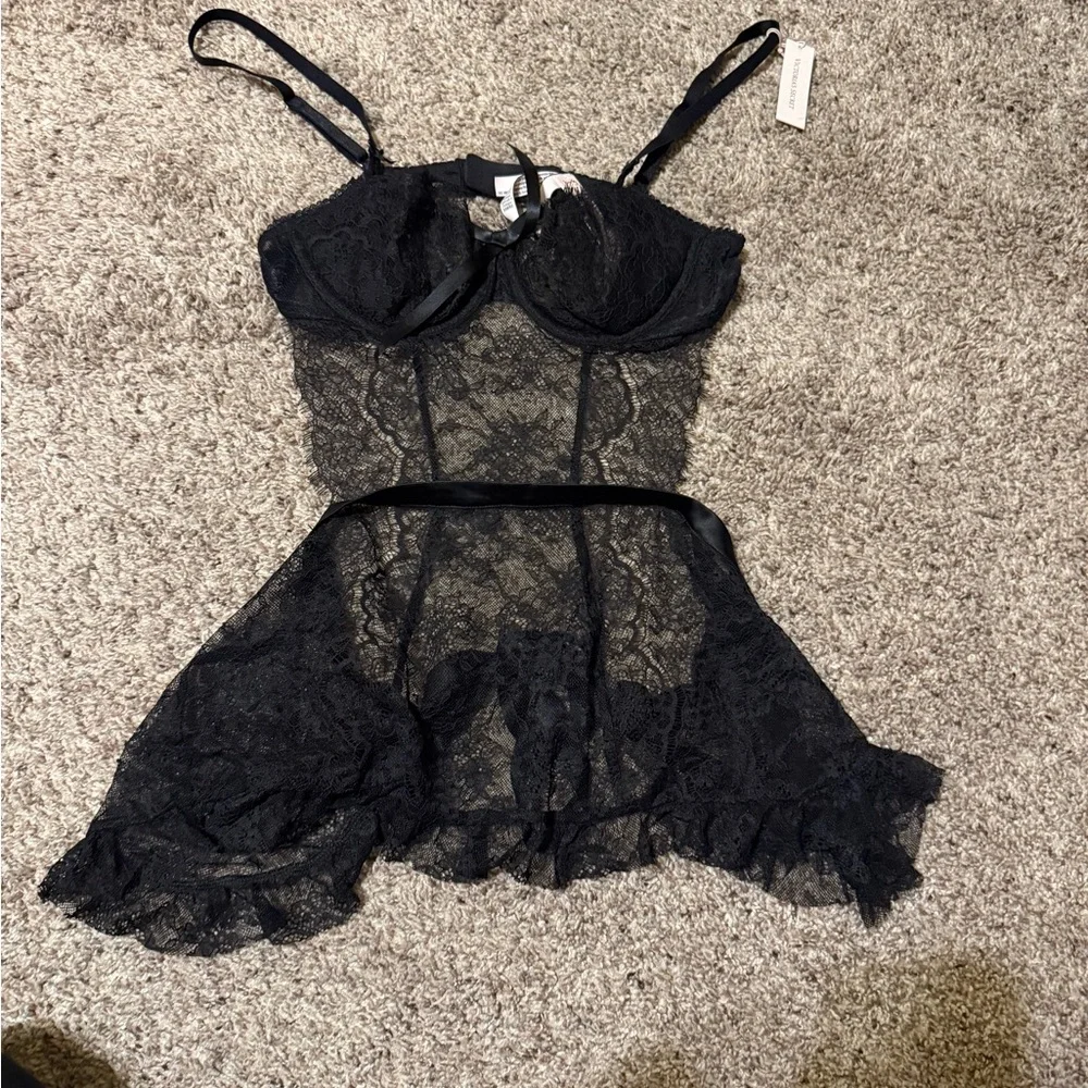 Victoria's Secret Black Lace Babydoll Chemise with Underwire
